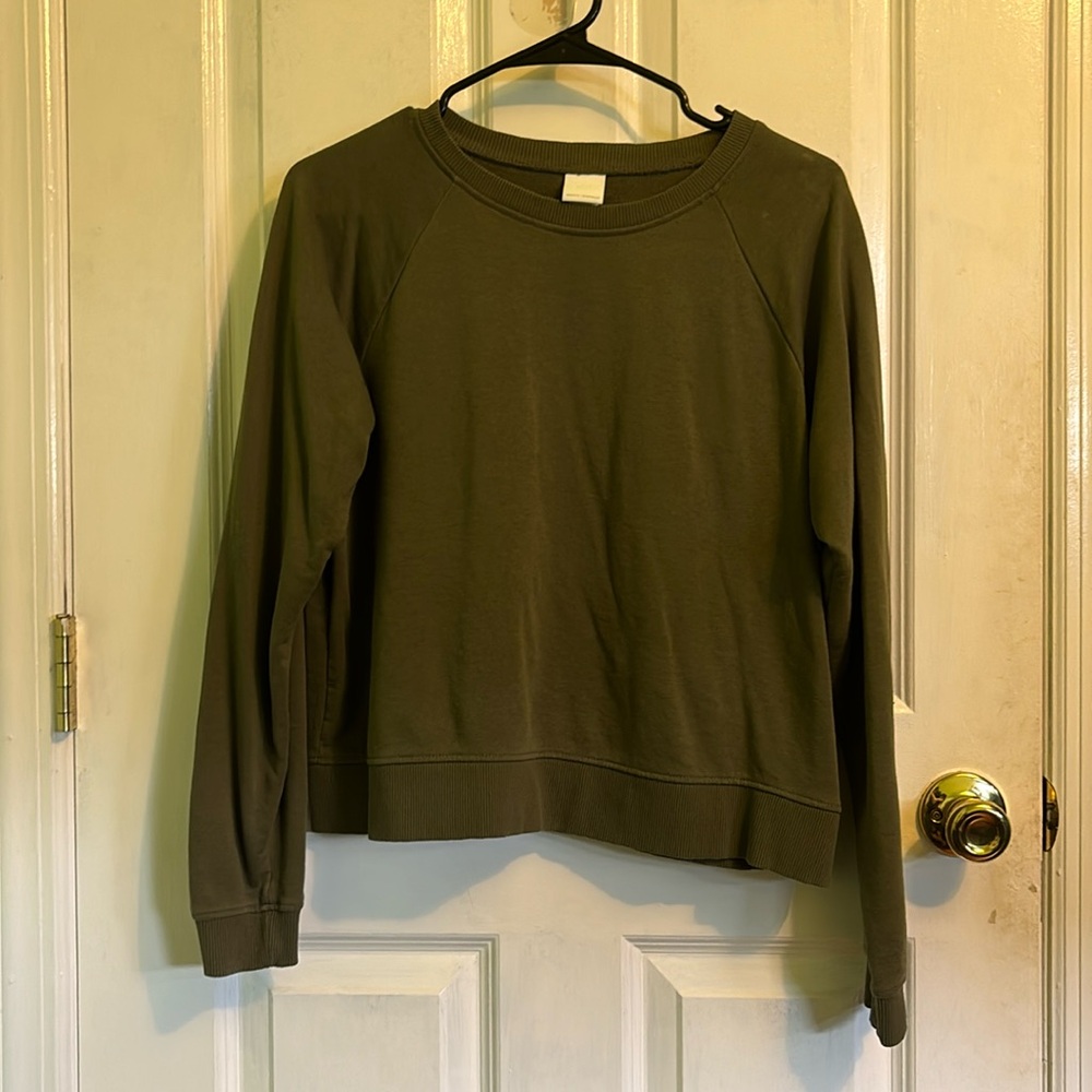 H&M Green Medium Raglan Sleeve Sweatshirt